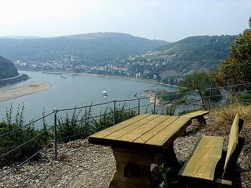 Rastplatz mit Blick auf Oberwesel