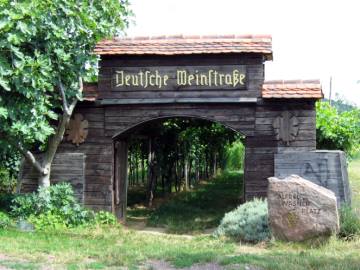 Kleines Weintor