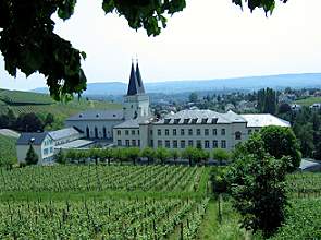 Blick auf Immaculata-Kloster
