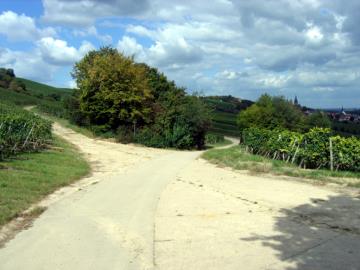 Gro&szlig;e Wegkreuzung